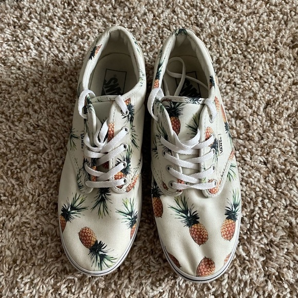 Vans Pineapple Print Canvas Shoes Women’s Size 7 - Picture 3 of 9